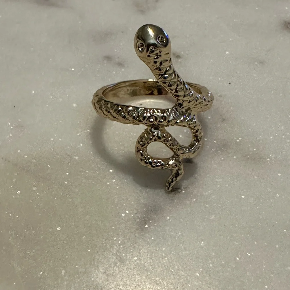 Gold Tone Snake Serpent Ring Size 7